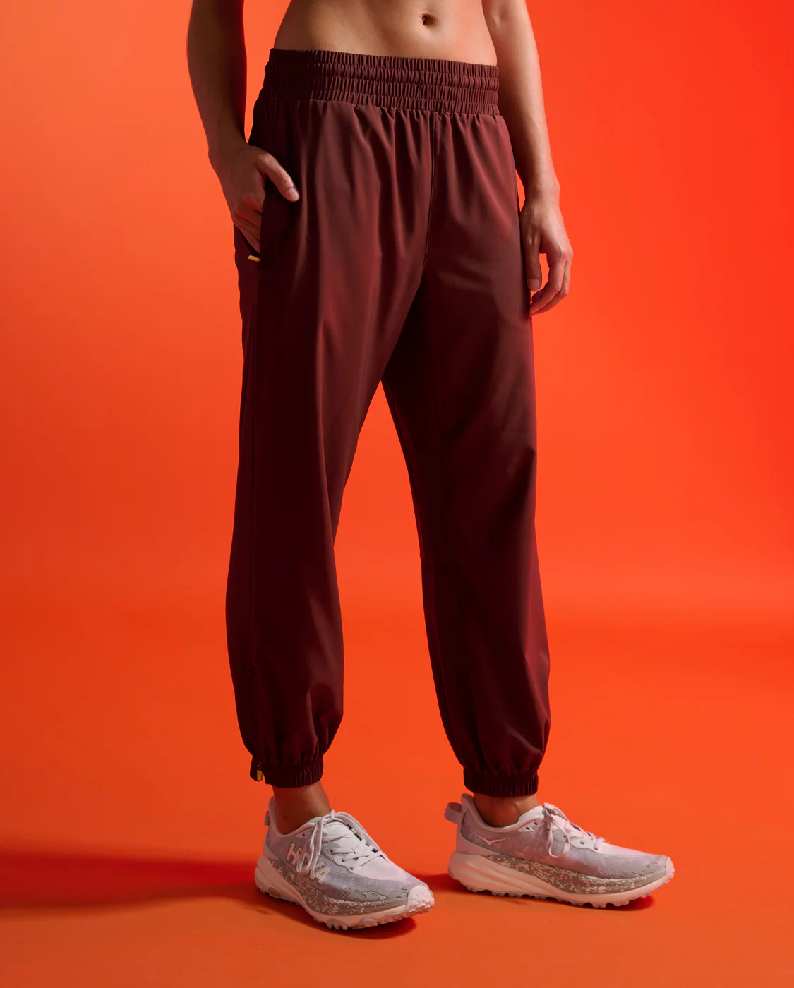 Aero Hi-Rise Woven Jogger - Image 7