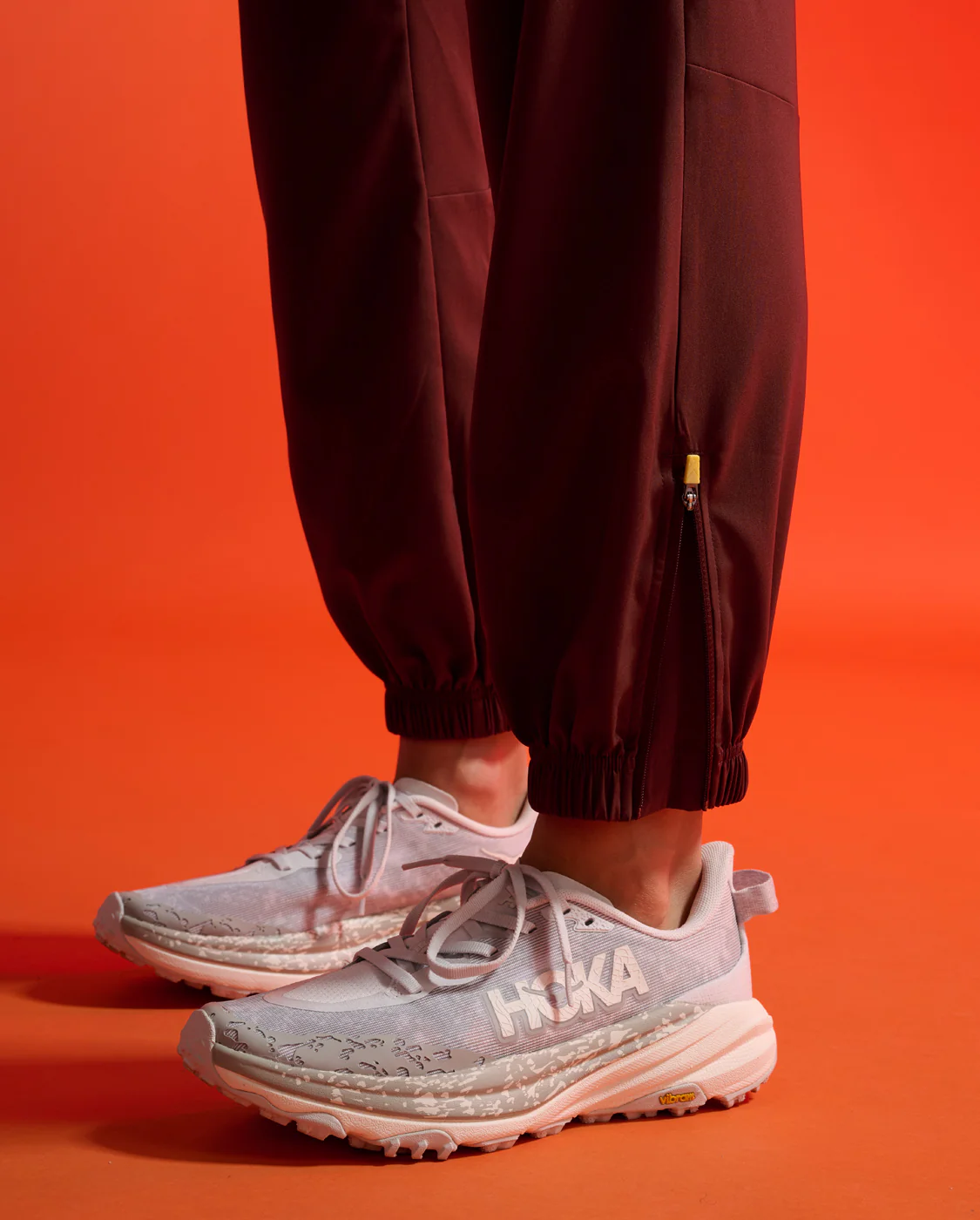Aero Hi-Rise Woven Jogger - Image 8