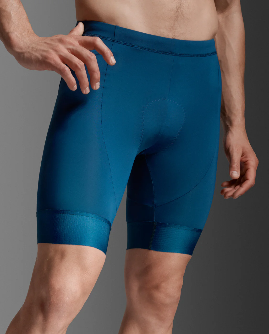 Aero Tri 9 Inch Shorts - Image 4