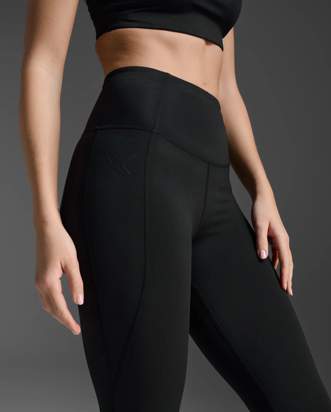 Form Soft Touch Hi-Rise Compression 3/4 Tights - Image 5