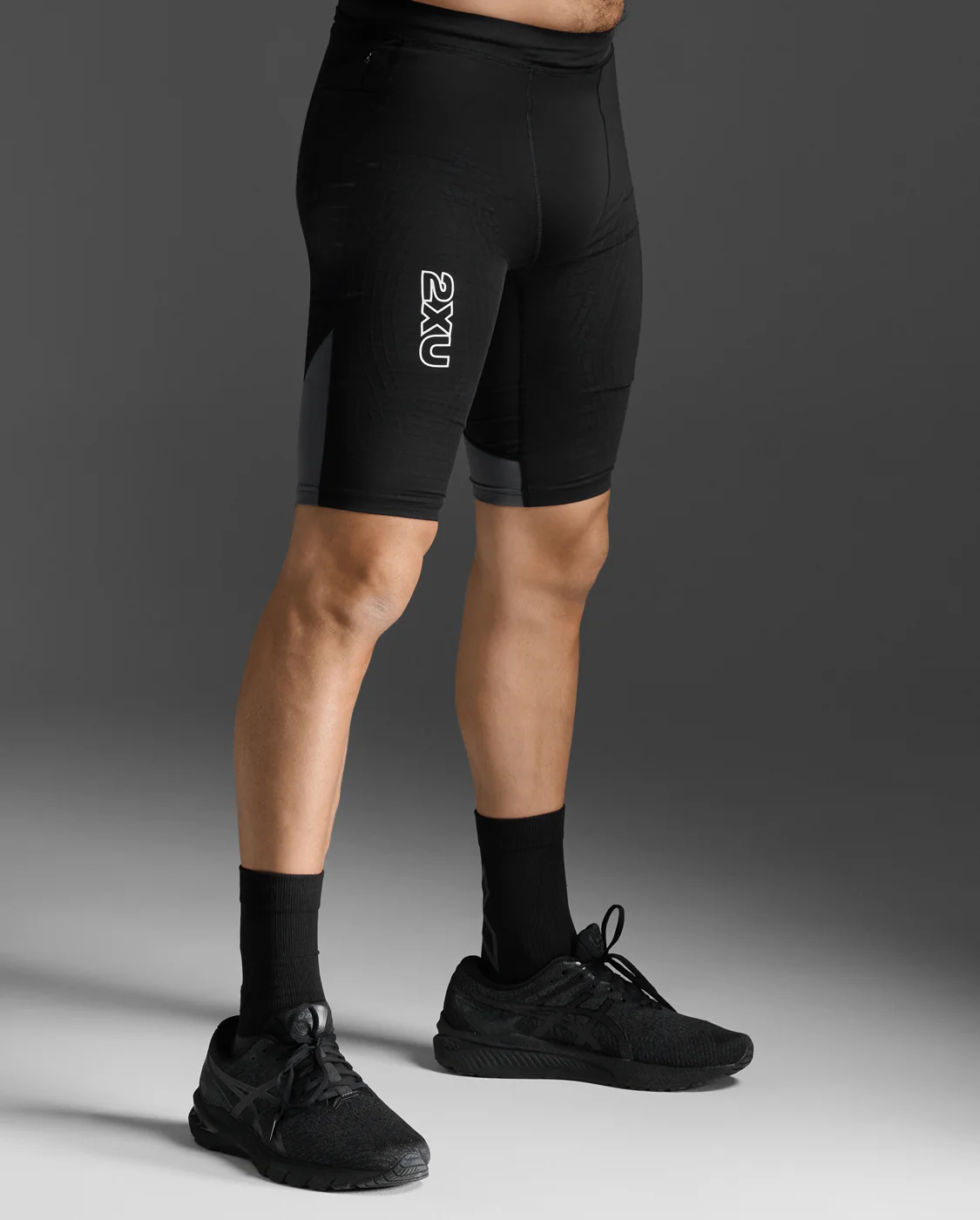 Light Speed React Compression Shorts - Image 3