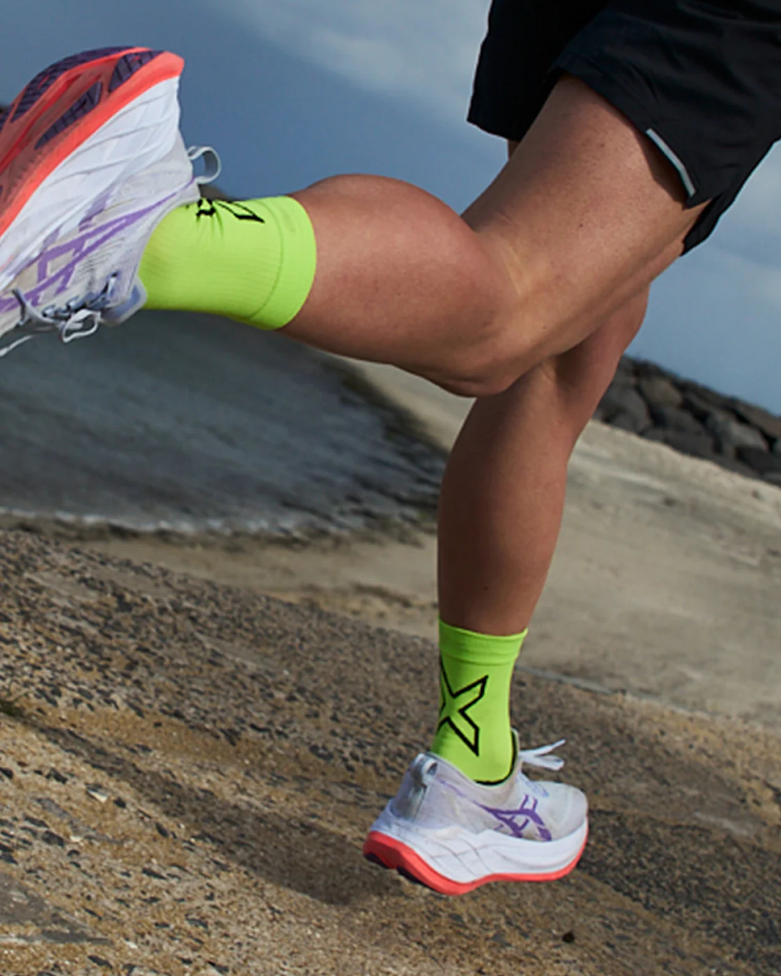 Vectr Light Cushion Crew Socks - Image 2